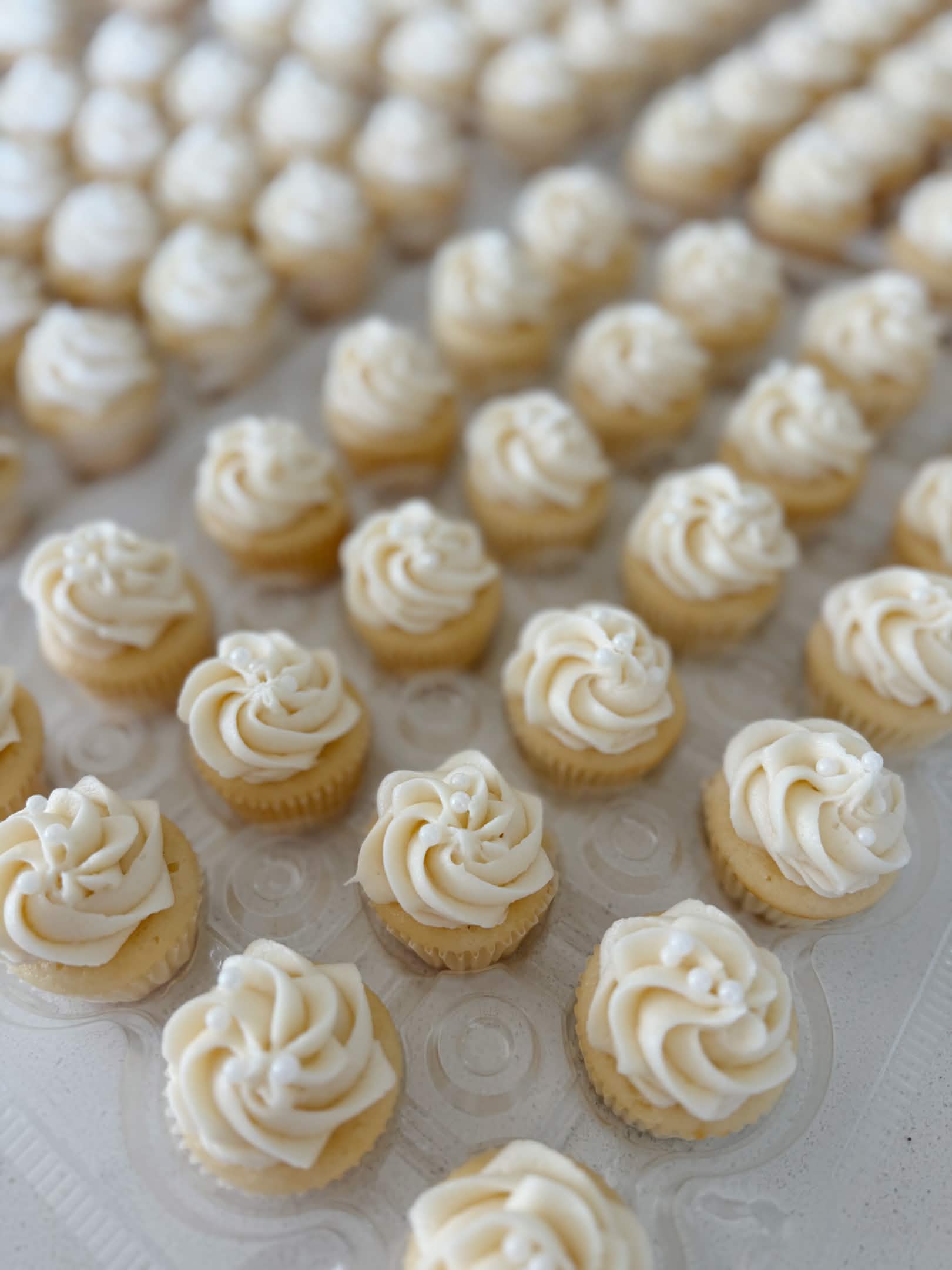 Wedding Cake cupcake